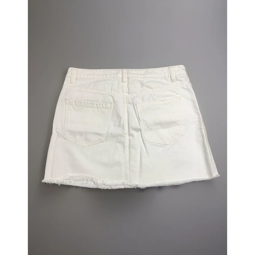 Free People We The Free Size 31 White‎ Denim Mini Skirt Zip it Up Raw Hem Boho